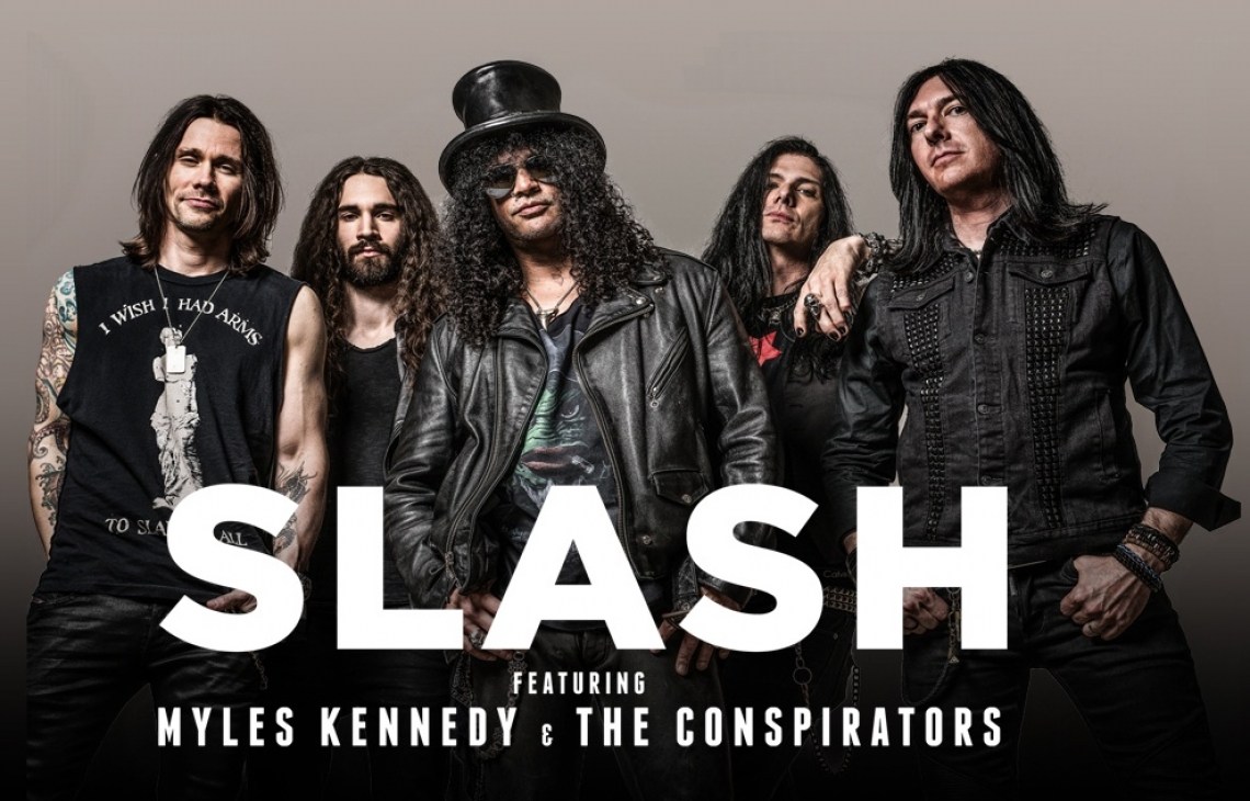 Slash regresa a Colombia